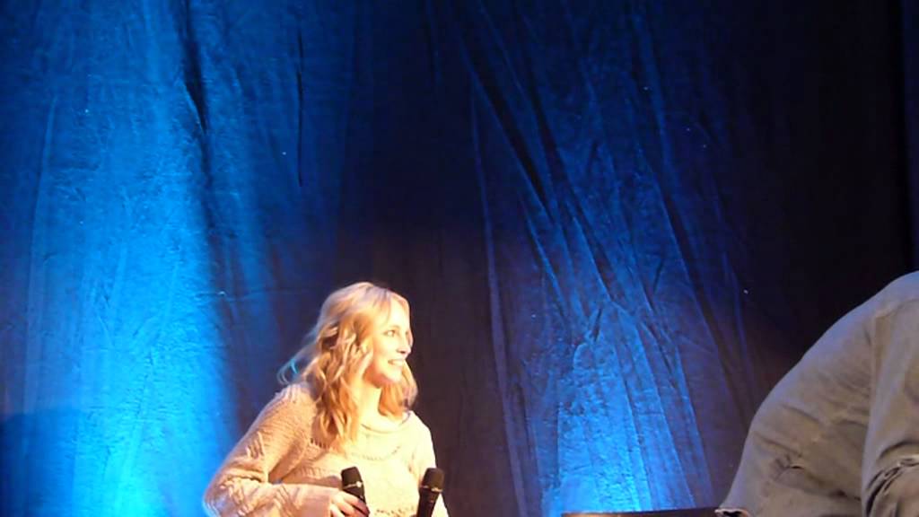 Ian Somerhalder and Candice Accola Q&A at Brussel saying I love you in different languages