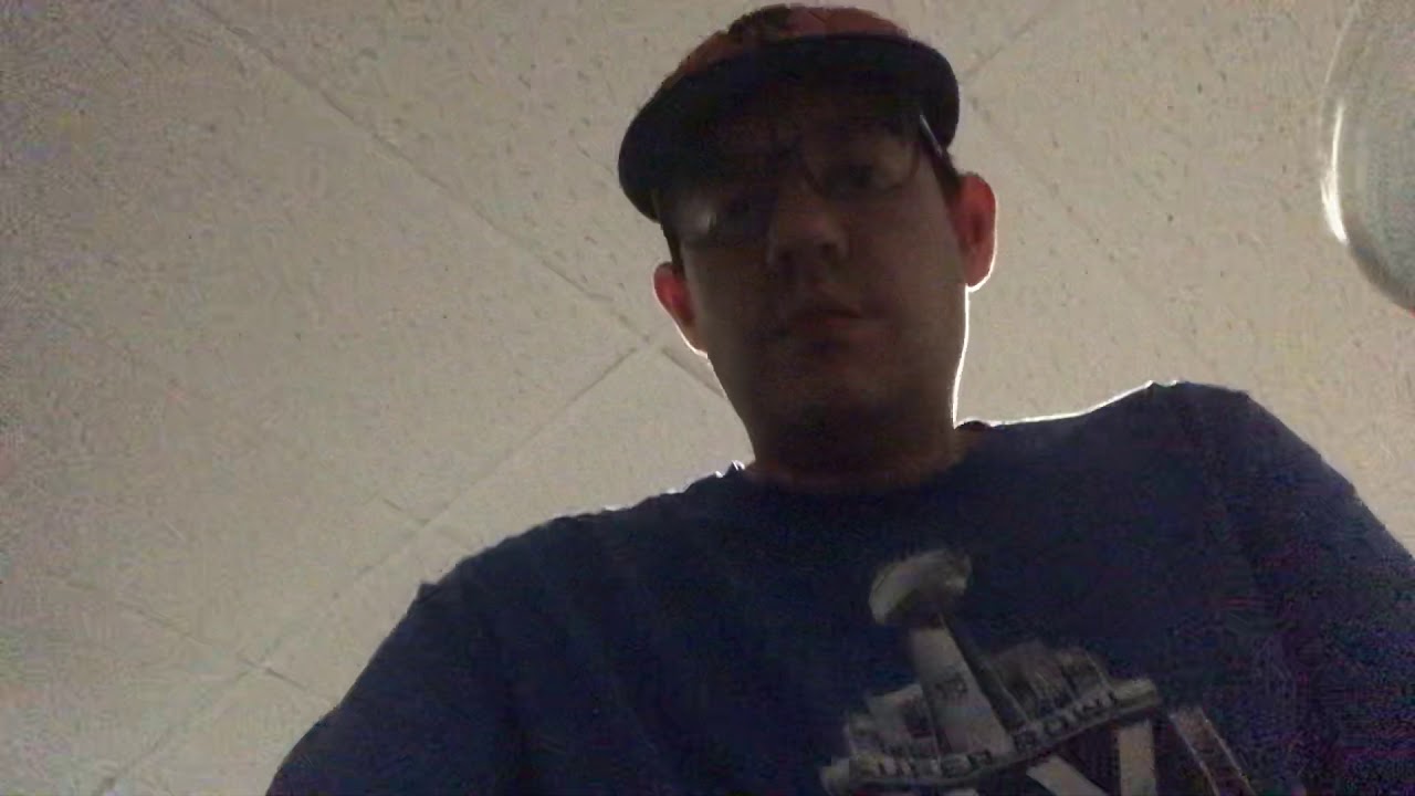 Mets tries Hardee’s Garlic Bread Thickburger