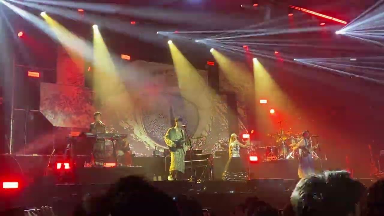 Ước Anh Tan Nát Con Tim - Phùng Khánh Linh & The Flob (Đại Đồng Tour Hà Nội)