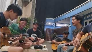 BERTAHAN | FIVE MINUTES (COVER)