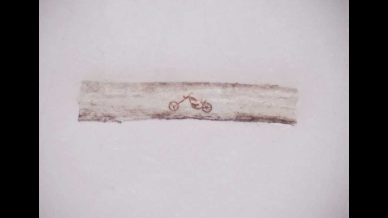 World's Smallest Sculpture Artwork Willard Wigan Creates Drawing on a