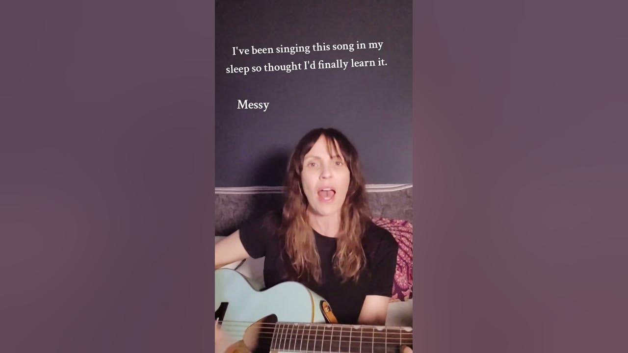 Messy - Lola Young cover - by Karen of Soul Filter #messy #acousticcover #messycover