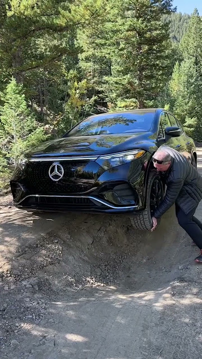 Tilting over the 3 ton Mercedes EQS SUV 😳 #Shorts