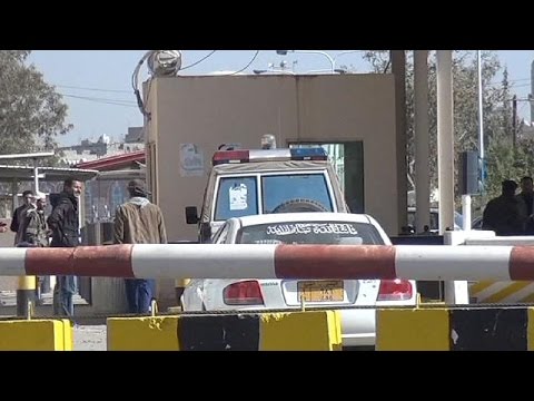 UK closes embassy in Yemen