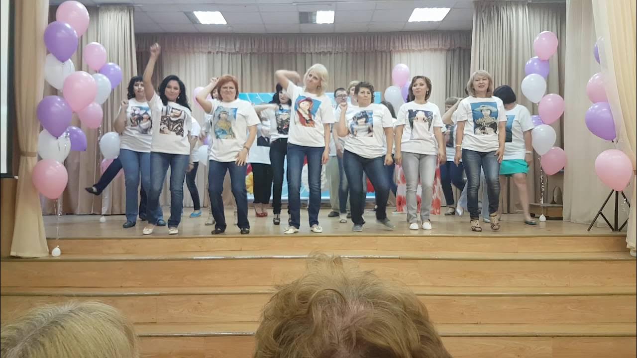 Видео поздравление родителей 11 класс. Гимназия 15 Новосибирск. Гимназия Содружество Новосибирск. Дзержинский район Новосибирск гимназия 15. Гимназия 15 Орехово-Зуево.