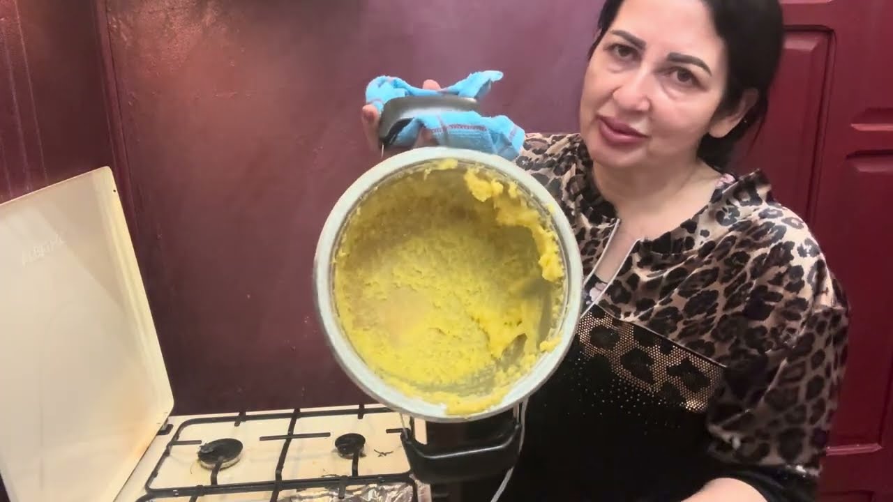 La mulți ani pentru toți Bărbați din lume !