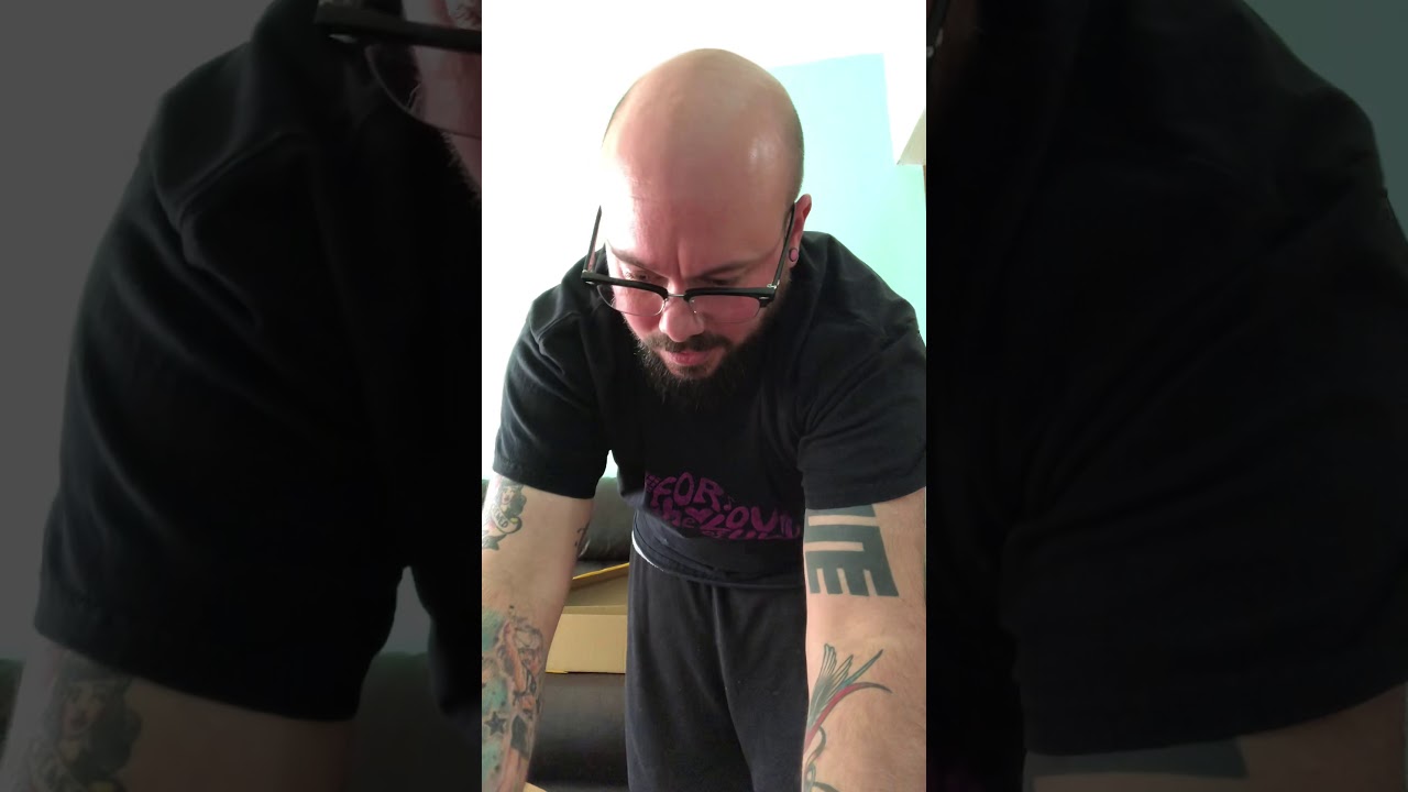 Caramel All Solid Mahogany Baritone Ukulele Unboxing