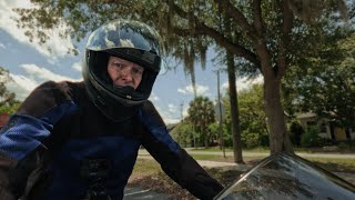 Download Lagu Oudere motorrijders: wat zijn hun geheimen? - Korte film. MP3 Download Lagu Oudere motorrijders: wat zijn hun geheimen? - Korte film. MP3