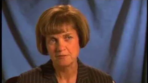 Dr. Elizabeth Toth