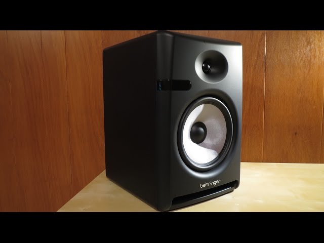 Behringer Nekkst K8 studio monitors - Unboxing - YouTube