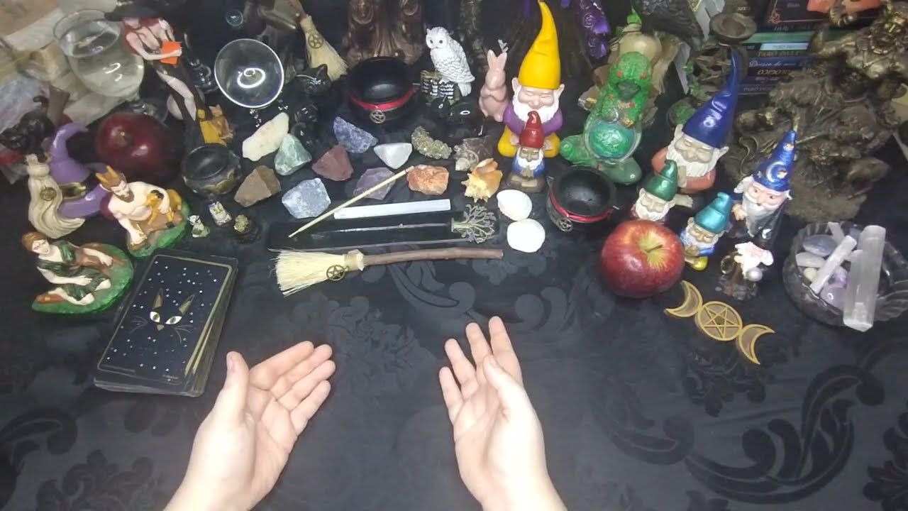 TARÔ do AMOR ❤️✨🌙 Leitura Única🔮84994207910