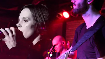 Flyleaf  "Red Sam" Live