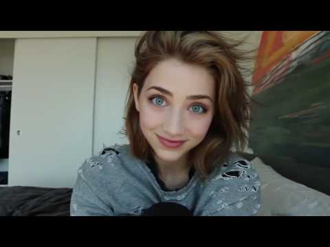 Beautiful Emily Rudd