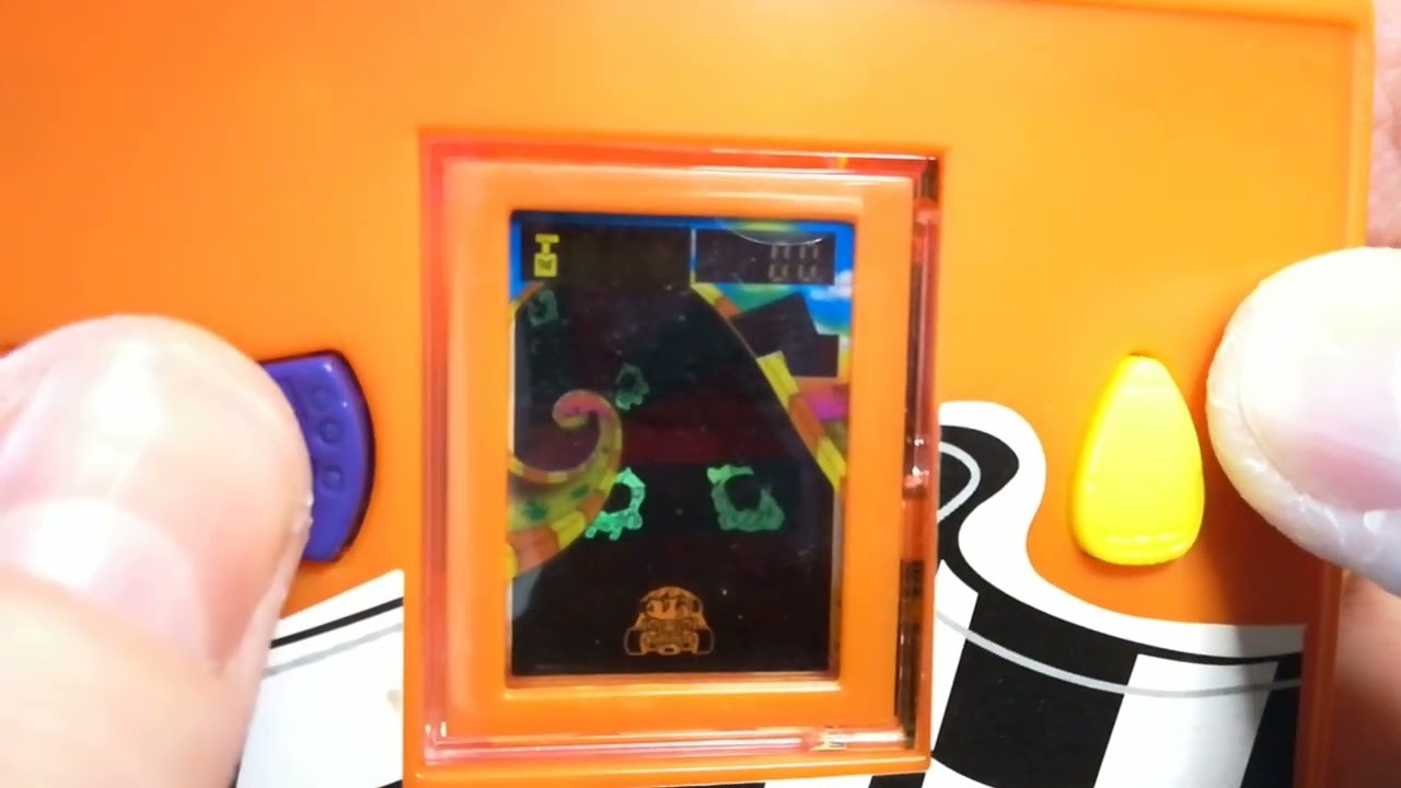 McDonald's Crash Bandicoot racing - almost colorful LCD handheld