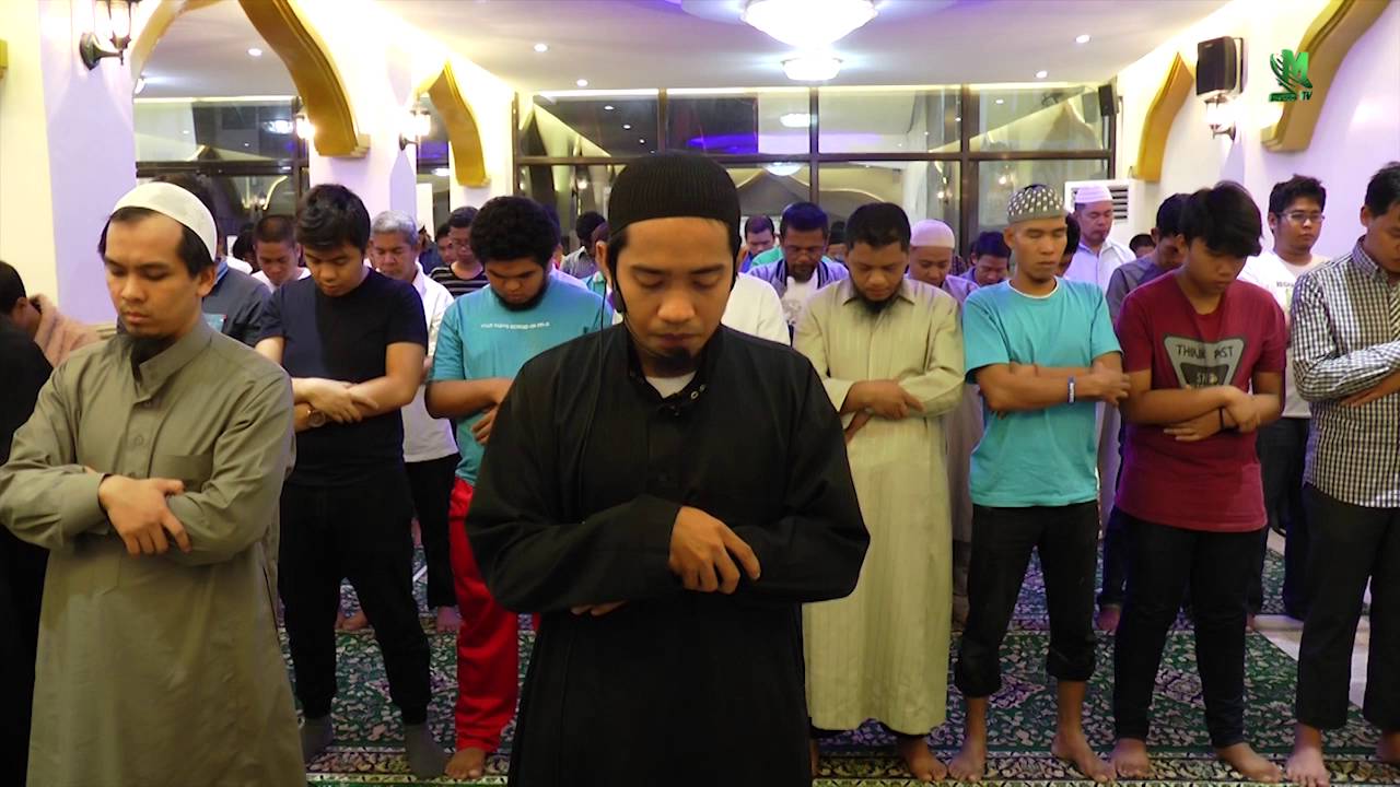 "Taraweeh at Masjid Ar-Rahmah, Davao City" [Imam: Sabir Hamid and Qardawie Bin Salik With The Duá]