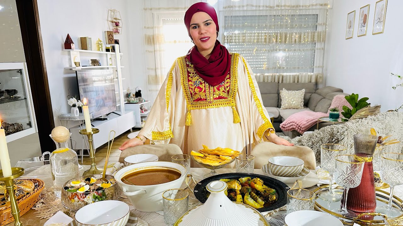 طاولة أول يوم رمضان🌙مائدة أقتصادية و مزيانة-طاجين مغربي-خبز محشي-شربة فريك-روز بالمالح-تحلية تشيزكيك