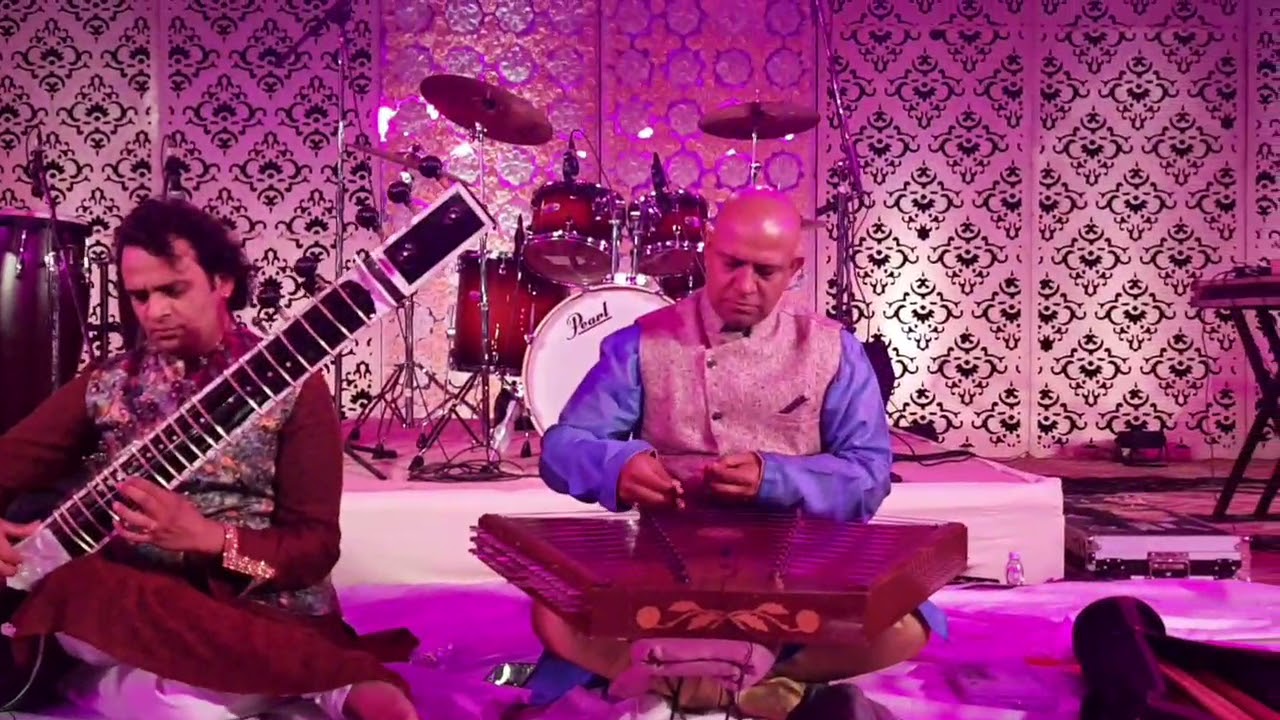 Chudhavin ka chand ho