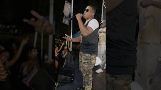 What’s yo name baby??! 👀 🔥 #Trap live performance #PoolParty