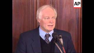 USA: PRESIDENT CLINTON ADMITS LOAN TO MEXICO IS NOT POPULAR