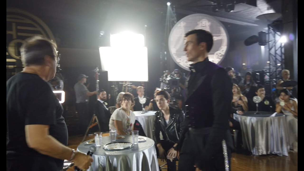 Julie and the Phantoms BTS | Fun on Set