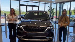 Detailed Walkaround on a New 2023 Kia Carnival EX, For Sale at Car Town Kia.