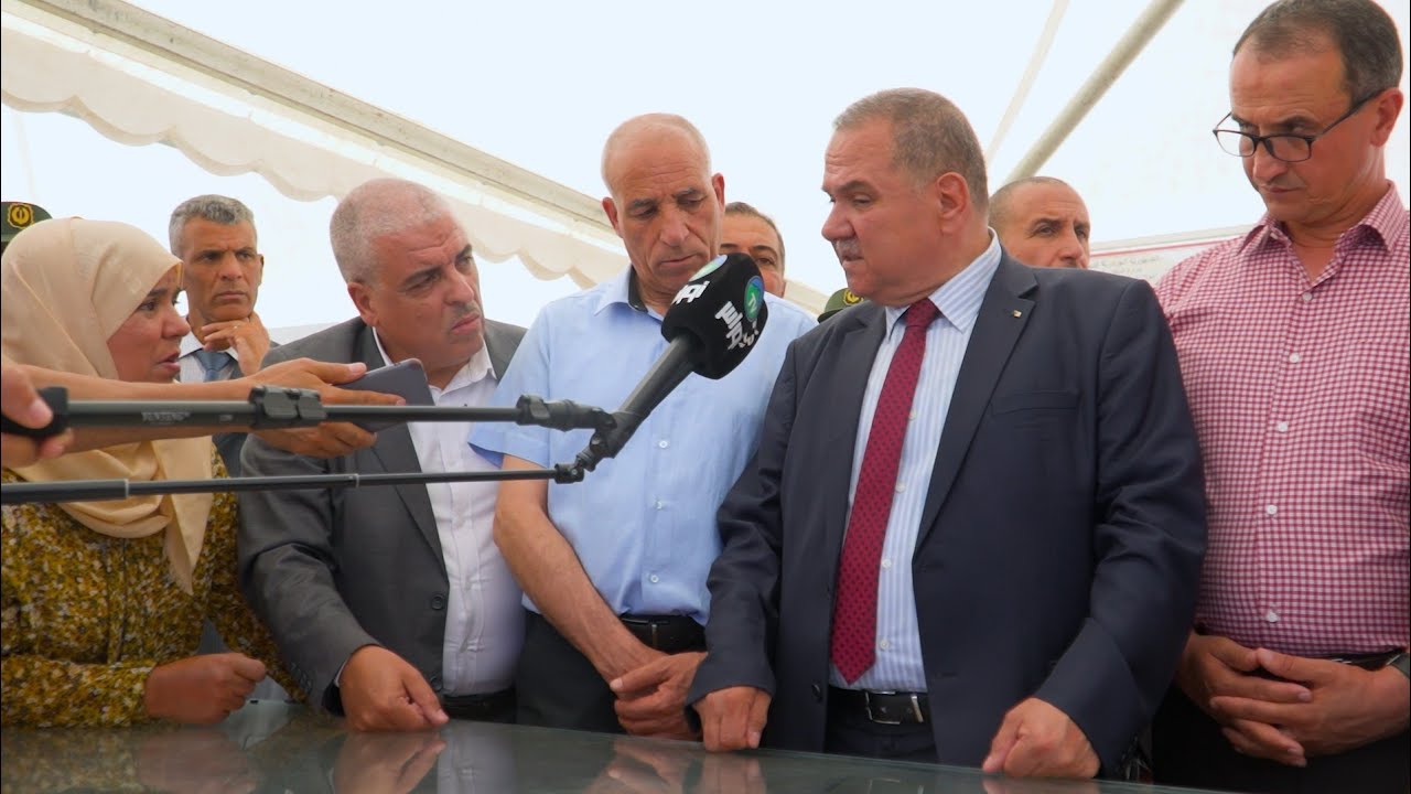 وضع حجر الأساس لانجاز معهد التكوين المهني بحي كارمان ثم وضع حجر الأساس لألف وحدة سكنية