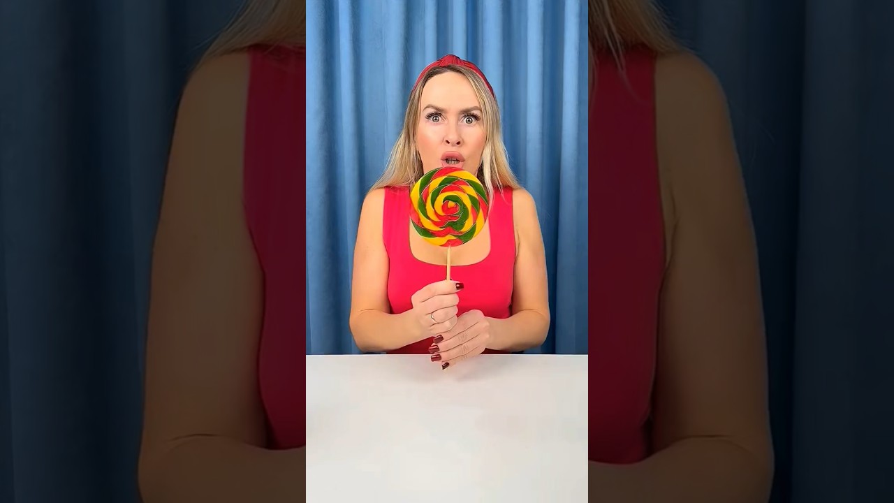 Baby crying for lollipop is too funny 🤣😜 