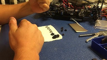 Assembling the Xray X-stiff servo saver
