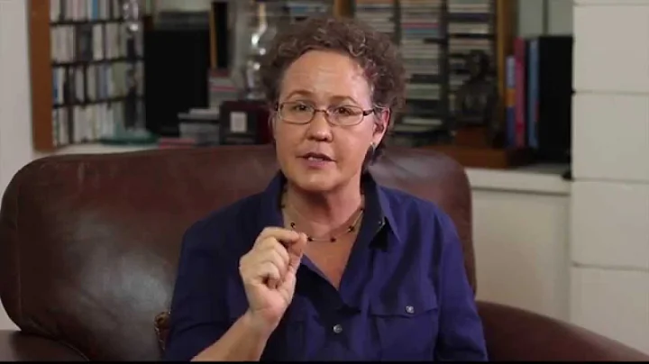 Linda Darling-Hammond - The Flat World and Education