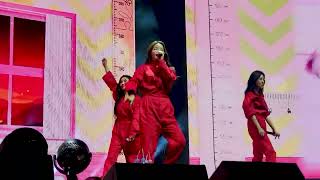 Mamamoo 마마무 - 1Cm의 자존심 Taller Than You My Con Usa Tour Front Row Nashville, Tn