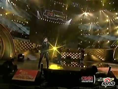 周笔畅20110424MusicRadio颁奖典礼《I Miss U Missing Me》《别装了》.flv
