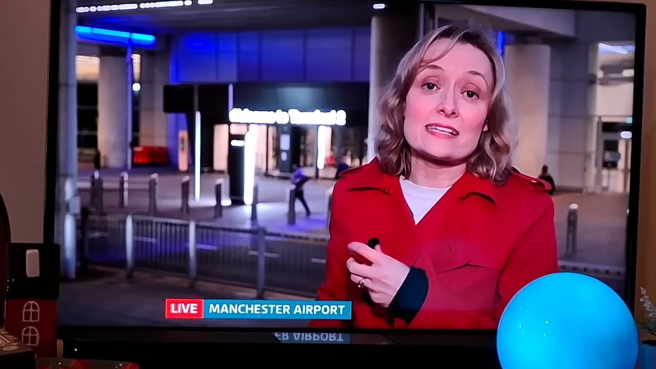 UK RESCUE FLIGHTS ARRIVE FROM MIDDLE EAST 