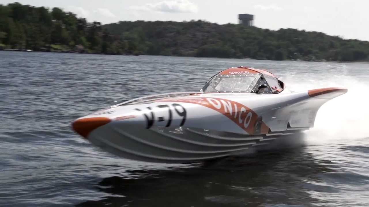 powerboat jet