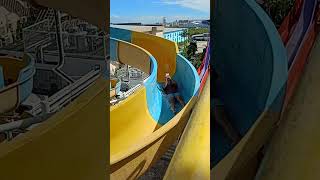 TORNADO SLIDE @WaterWorld Park in Cebu. Opss may batang babae dalawa pa.