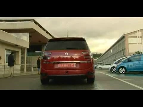 El primer coche autónomo de PSA cruza hoy España sin conductor | Car and Driver España