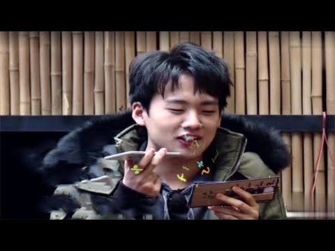郭麒麟请客没钱,打电话跟郭德纲要钱,结果忘关免提内容笑喷了