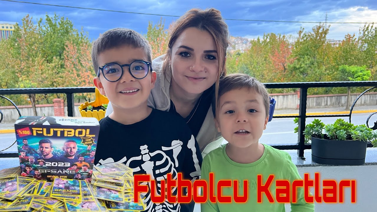 ANNEMLE BİR GÜN GEÇİRDİM !! FUTBOLCU KARTLARI ALDIM