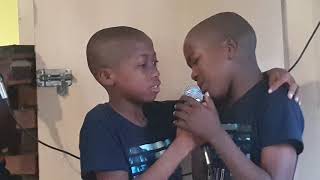 Life Perfomance at Kasi Resturant eMkhondo on Thulani Kings Kids Bi...
