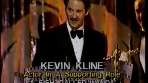Kevin Kline Winning the Oscar 1989