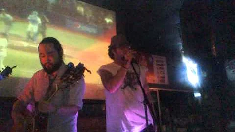 Jacob Musgrave singing Citizen Cope's "Sideways"