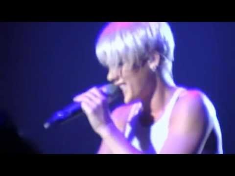 P!nk in Paris - Funhouse Tour 2009 - Baby I'm Gonna Leave You (Led Zep Cover) / Sorry about the shaking at the beginning ;) & the wrong song title...too lazy to change it ;) /