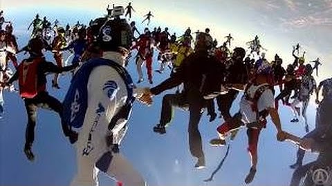 164 SKYDIVERS_Break WORLD RECORD For SKYDIVING FORMATION UPSIDE DOWN !! {VIDEO RAW} 720p {HD}