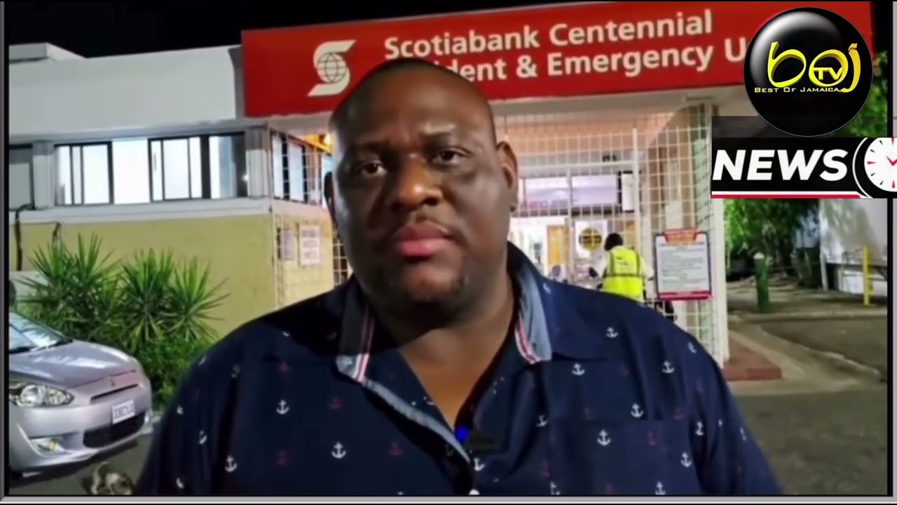 Марлон Морган, парламентский секретарь Министерства образования, рассказывает о школьных автобуса...