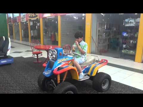 رحلة ترفيهية لطلاب صف ثالث بمدارس الرواد بريدة إلى ملاهي جرين لاند