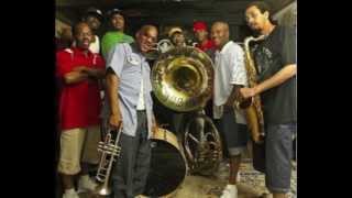 Rebirth Brass Band - Feel Like Funkin' it Up chords