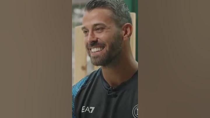 Qual era l’IDOLO di Leonardo SPINAZZOLA da piccolo? | Sentite la risposta 🤩 | Napoli | #shorts
