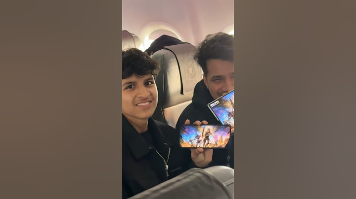 Ye Kya Kar Rahe Flight Mein ? 😂 #funny #souravjoshivlogs #shortsfeed #shorts
