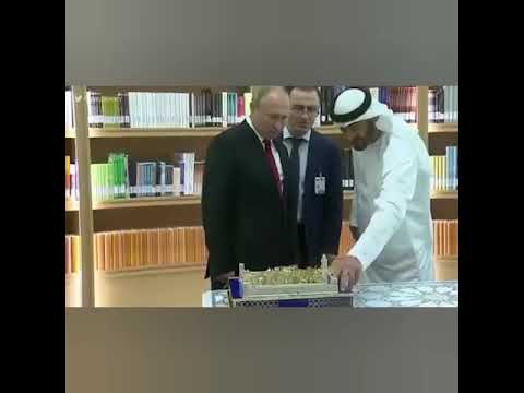 صقر هدية من بوتين لولي عهد أبوظبي الشيخ محمد بن زايد