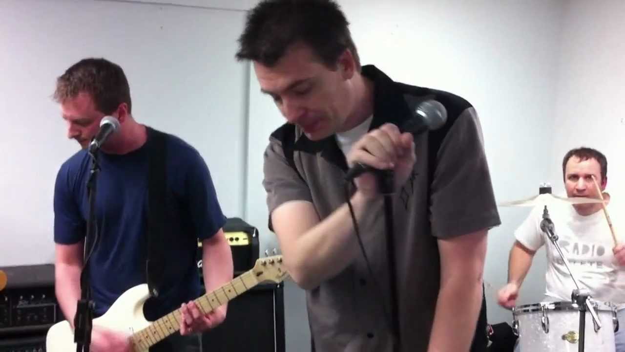 ROSS DAILY - REUNION SHOW 2012 - (LIVE AT SPEED CITY RECORDS) - 001
