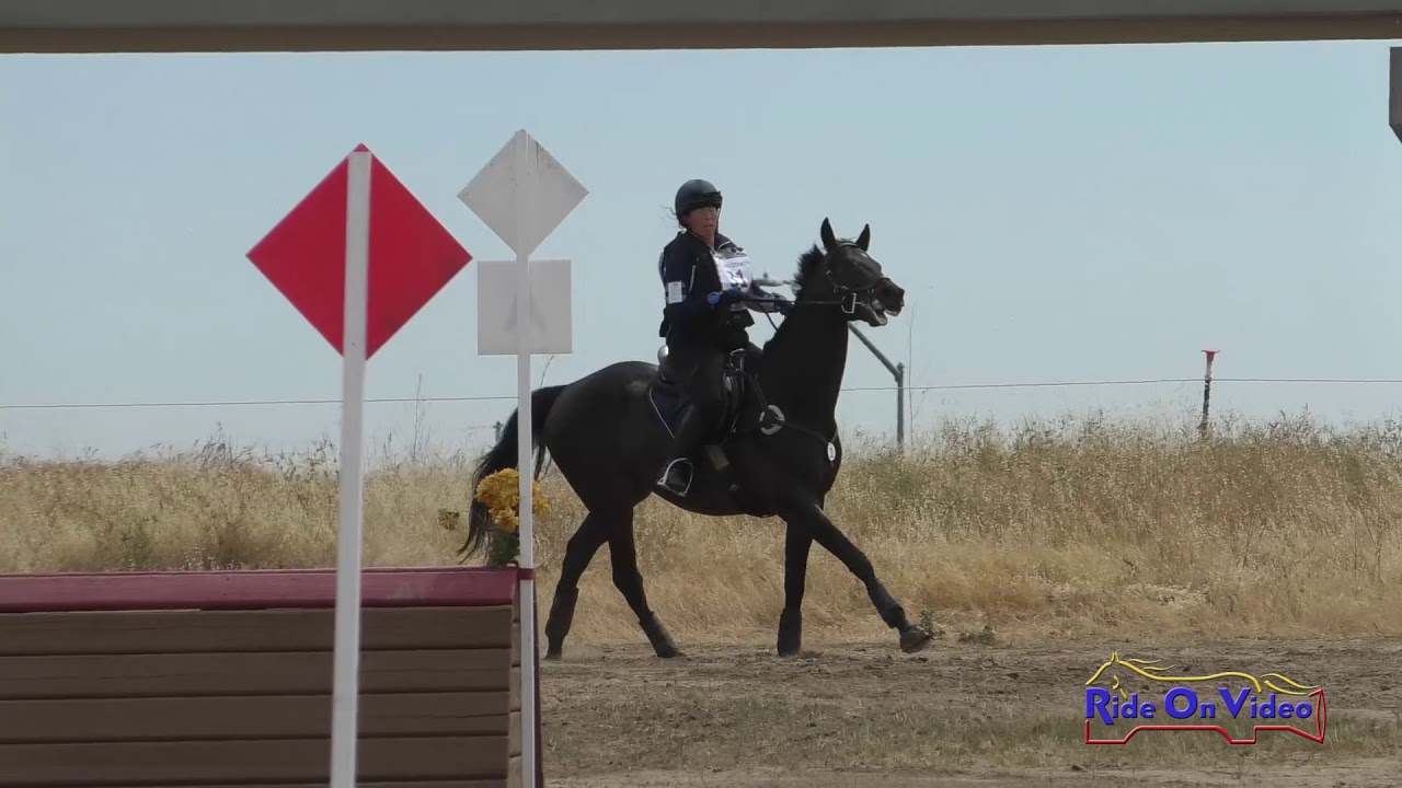 horseshoe bend 031XC Heather Kozy on Once upon a dream Training 3-Day Cross Country FCHP April 2019